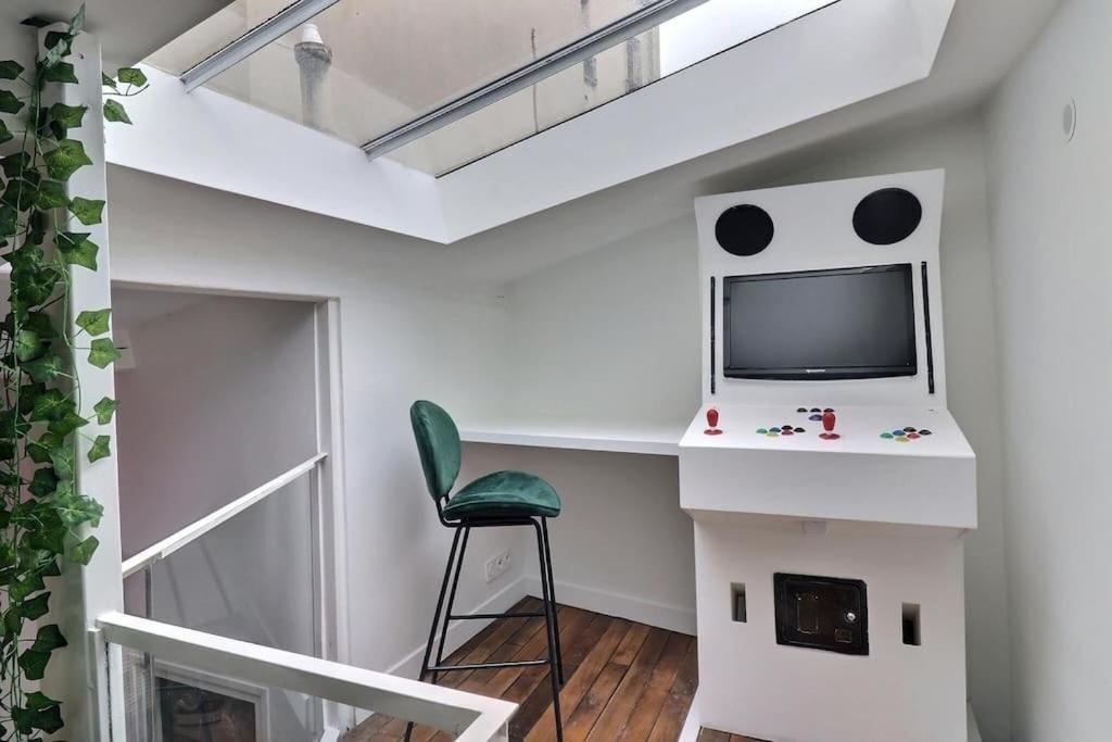 Unique Loft Apartment Located 15 Minutes From The Champs Elysees Saint-Ouen  Ngoại thất bức ảnh